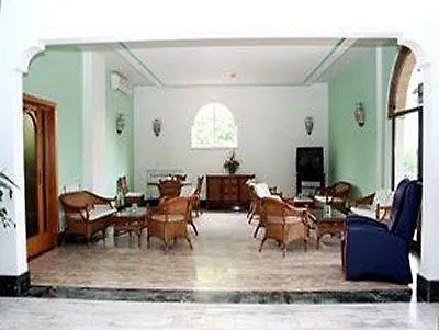 Tennis 3* يوتْسْوولْ