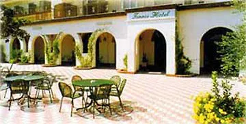 Tennis Hotel 3*